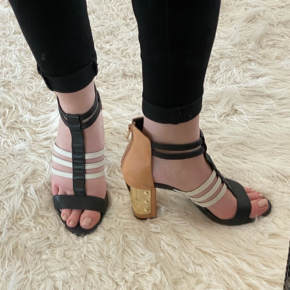 Jessica Simpson Strappy Chunky Heel Sandal